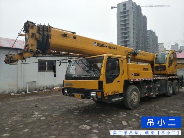 Buy XCMG 25k Used Crane / 1 Used XCMG 25k Crane 2011 Model / 1