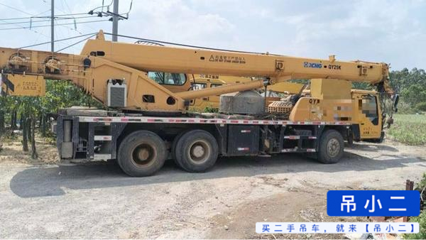 Used XCMG QY20G Crane 2016 Model / 2