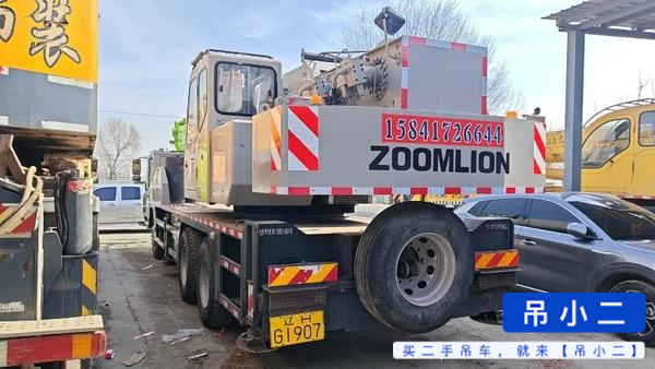 Buy Zoomlion QY25V531 Used Crane / 2