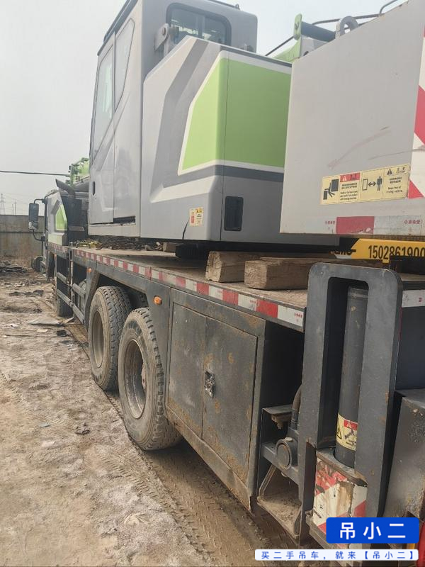 Buy Zoomlion 25lE Used Crane / 3