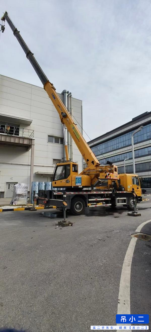 Used XCMG XCT12L5 Crane 2022 Model / 5
