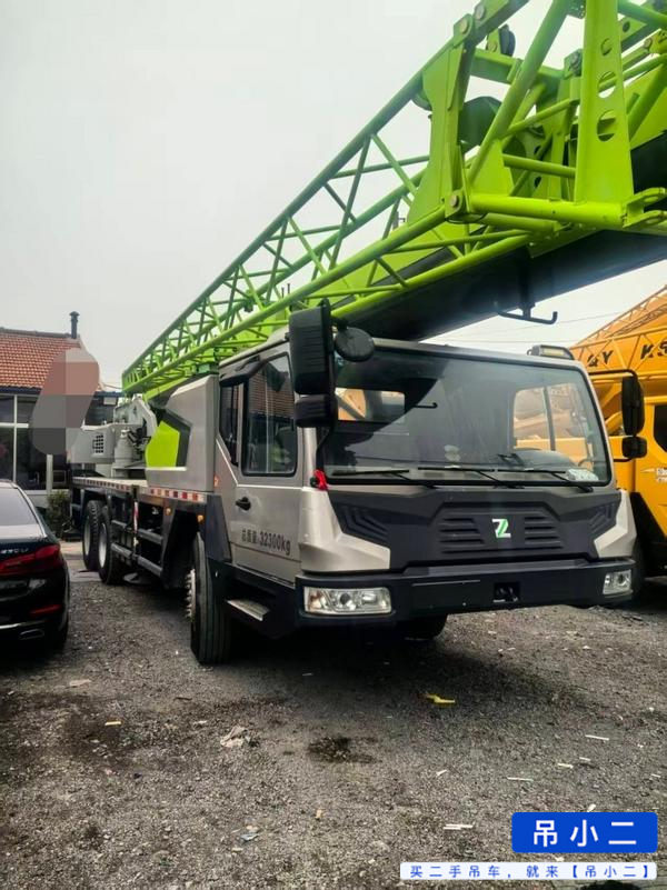 Buy Zoomlion 250A Used Crane