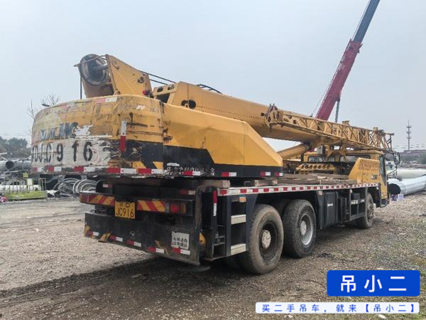 Buy XCMG QY20G Used Crane / 3