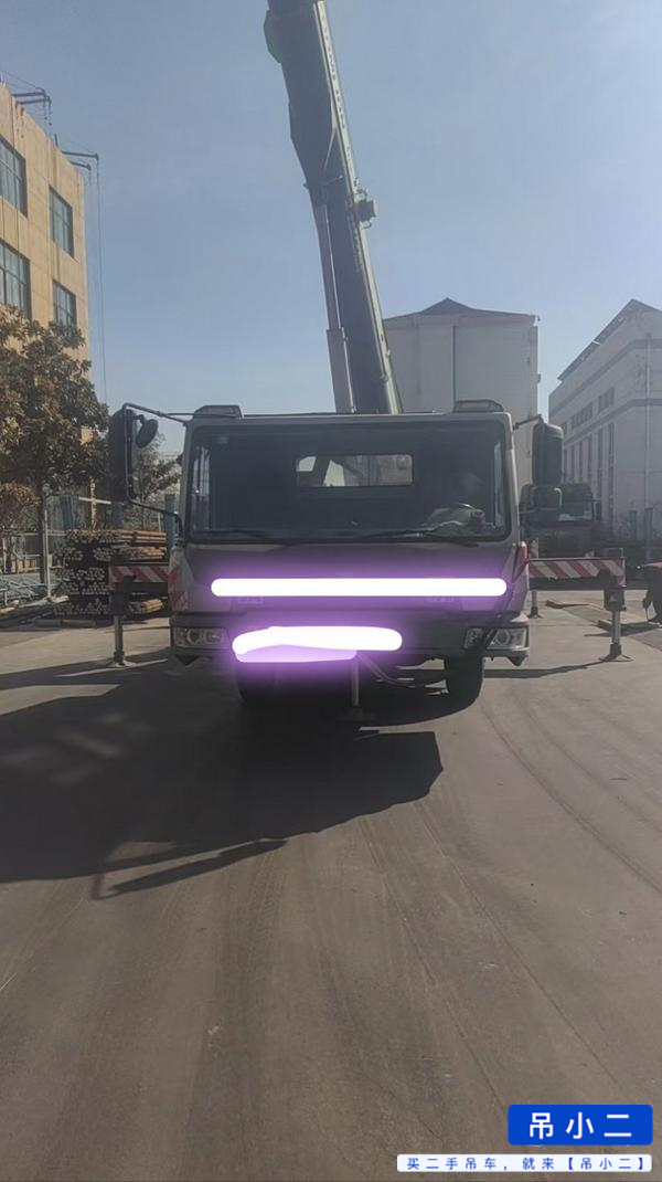 Buy Zoomlion 20V4 Used Crane