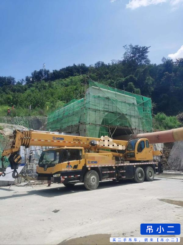 Buy XCMG 25K5 Used Crane / 2