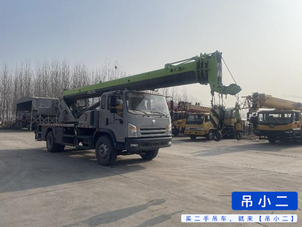 Buy Zoomlion ZTC121V461 Used Crane / 2