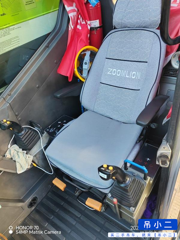 Buy Zoomlion ZTC251VE562 Used Crane / 6