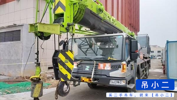 Buy Zoomlion ZTC250 Used Crane