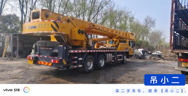 Buy XCMG QY25KC Used Crane / 2