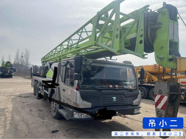 Buy Zoomlion ZTC201V551 Used Crane / 2