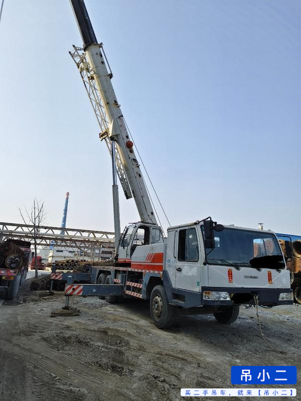 Buy Zoomlion 25V Used Crane / 2
