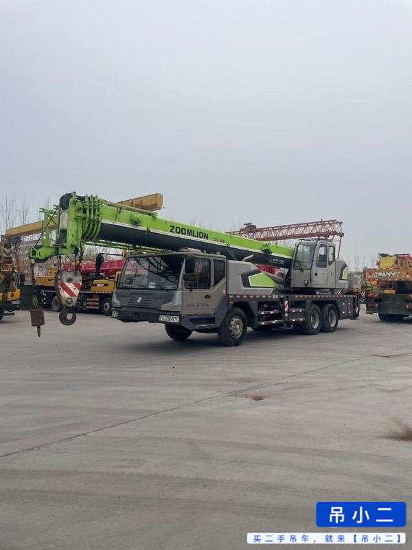 Buy Zoomlion ZTC250A-1 Used Crane