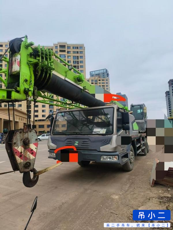 Buy Zoomlion 25E Used Crane / 3