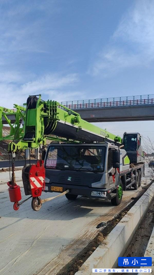 Buy Zoomlion ZTC251E552 Used Crane
