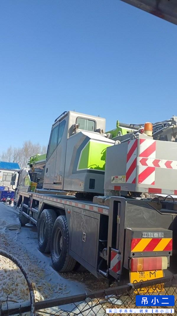 Buy Zoomlion ZTC251E552 Used Crane / 3
