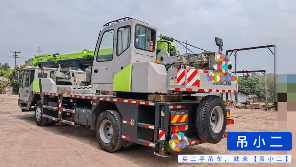 Buy Zoomlion ZTC121V461 Used Crane / 4