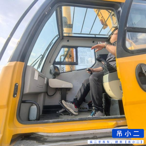 Buy XCMG XCT20L5-1 Used Crane / 4