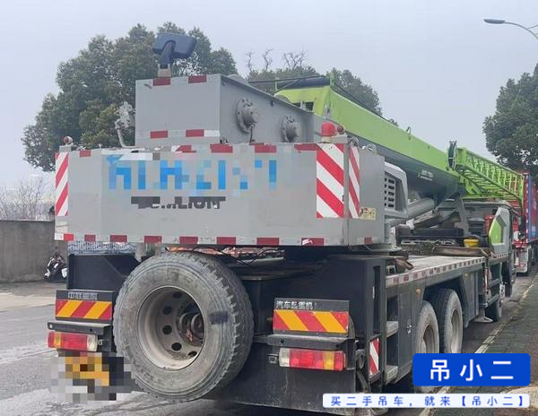 Buy Zoomlion ZTC251VE562 Used Crane / 4