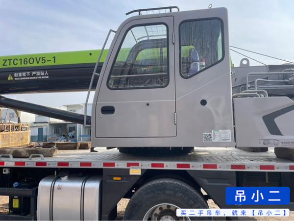 Buy Zoomlion 12v Used Crane / 2