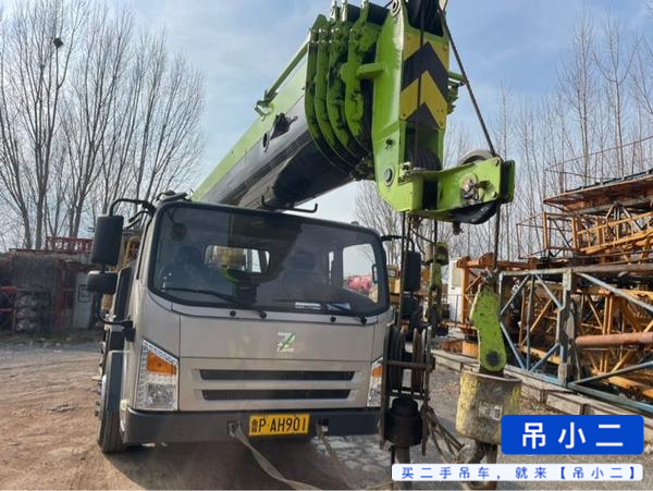 Buy Zoomlion 12v Used Crane
