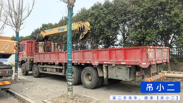 Buy XCMG 12M Used Crane / 3