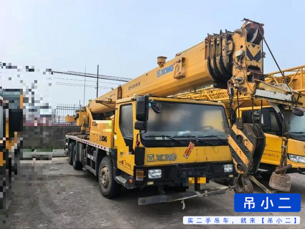 Buy XCMG 20K5 Used Crane / 2