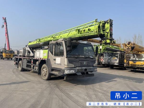Buy Zoomlion ZTC121V461 Used Crane / 2