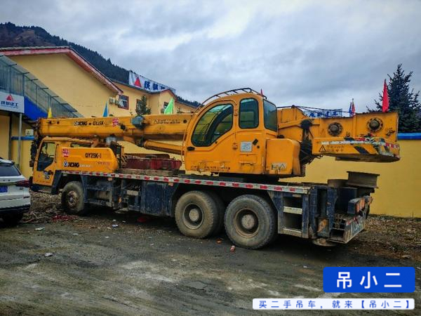 Buy XCMG 25K Used Crane / 2