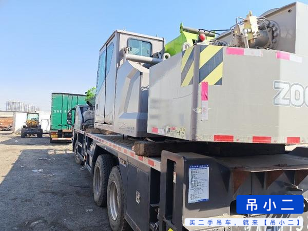 Buy Zoomlion ZTC251VE562 Used Crane / 3