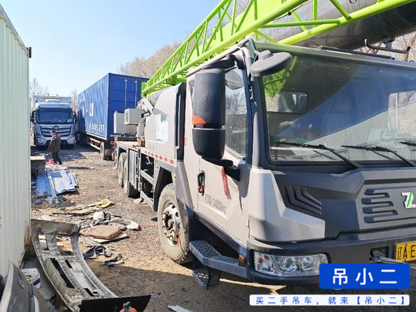 Buy Zoomlion ZTC251VE562 Used Crane / 6