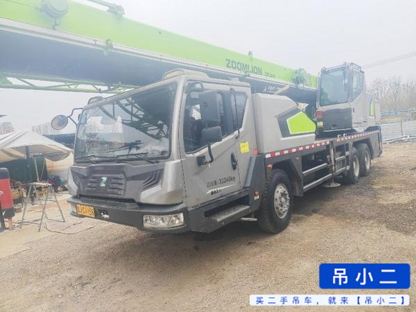Buy Zoomlion ZTC251VE562 Used Crane / 2