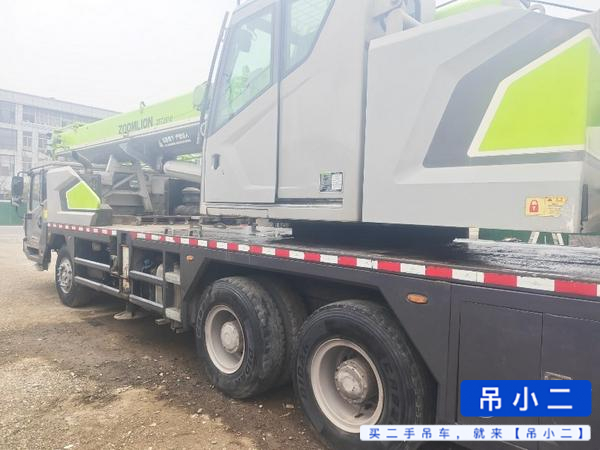 Buy Zoomlion ZTC251VE562 Used Crane / 7