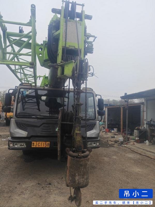 Buy Zoomlion ZTC251VE562 Used Crane