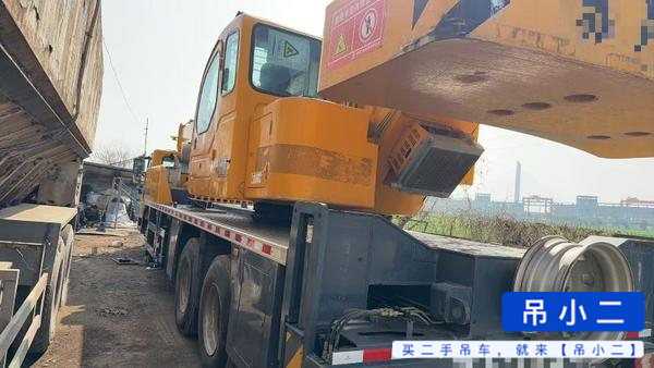 Buy XCMG QY25K5D-1 Used Crane / 4