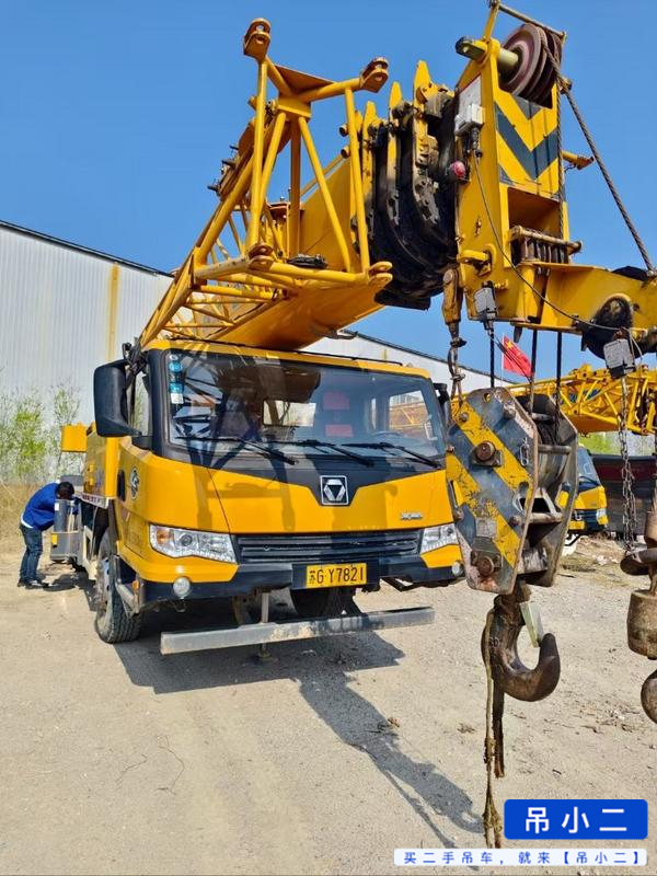 Buy XCMG QY25KC Used Crane / 4