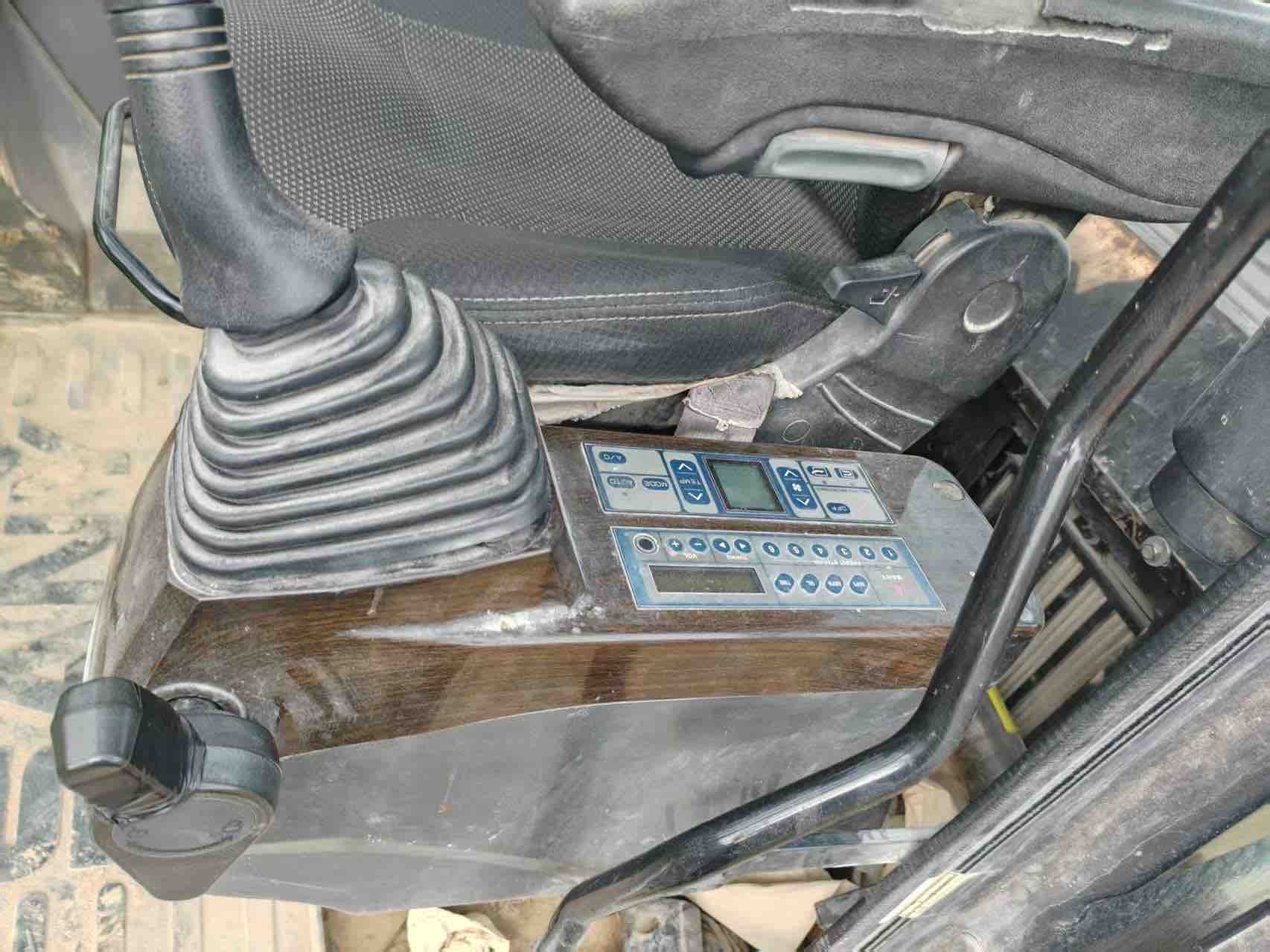 Buy Sany 215C-9 Used Excavator / 12