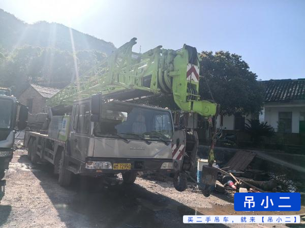 Buy Zoomlion 25V Used Crane / 2
