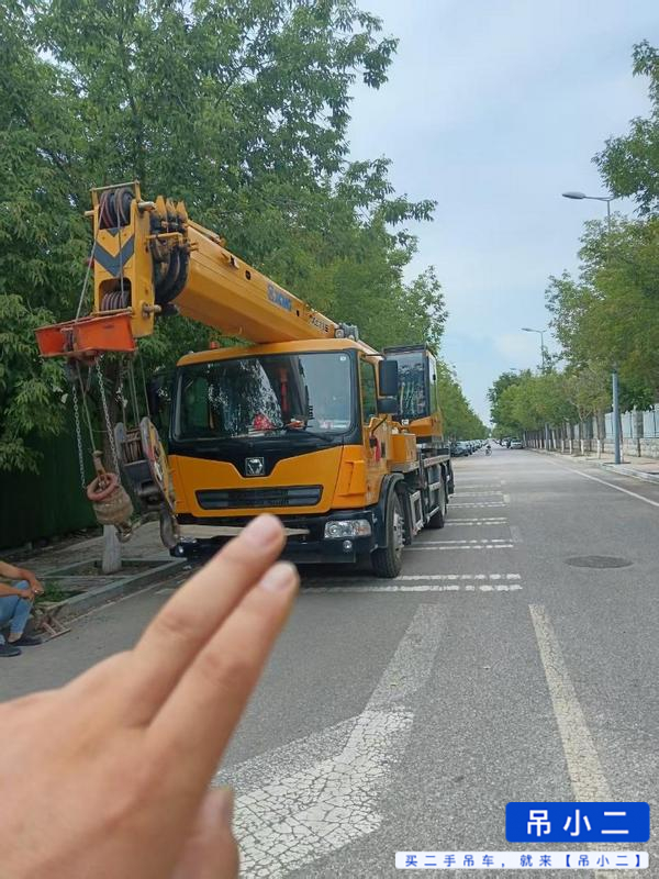 Buy XCMG XCT12L4-1 Used Crane / 2