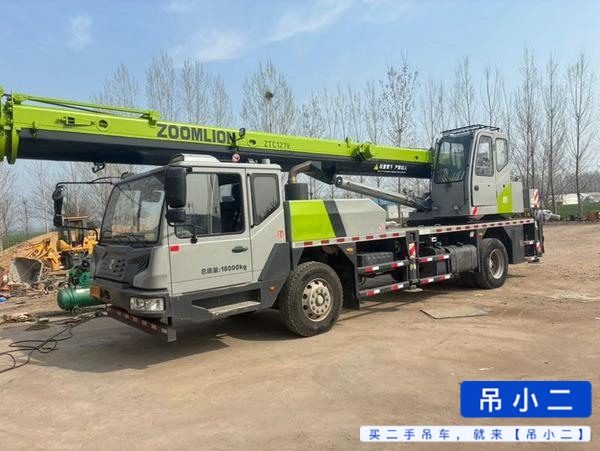 Buy Zoomlion ZTC121V461 Used Crane / 3