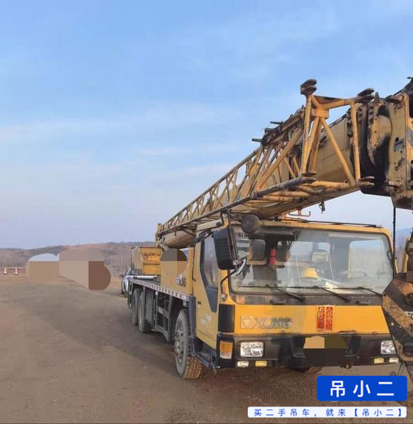 Buy XCMG QY20G Used Crane / 2
