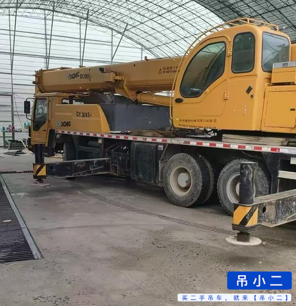 Buy XCMG 25K5 Used Crane / 2