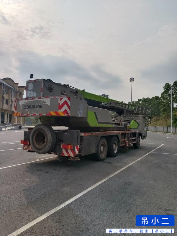Buy Zoomlion 30v5 Used Crane / 8