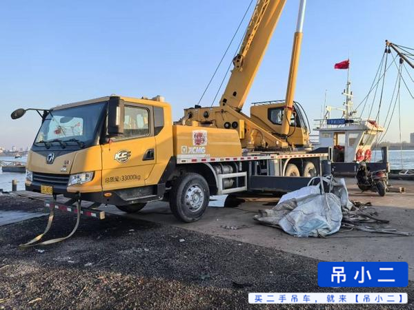 Buy XCMG QY25KC Used Crane / 2