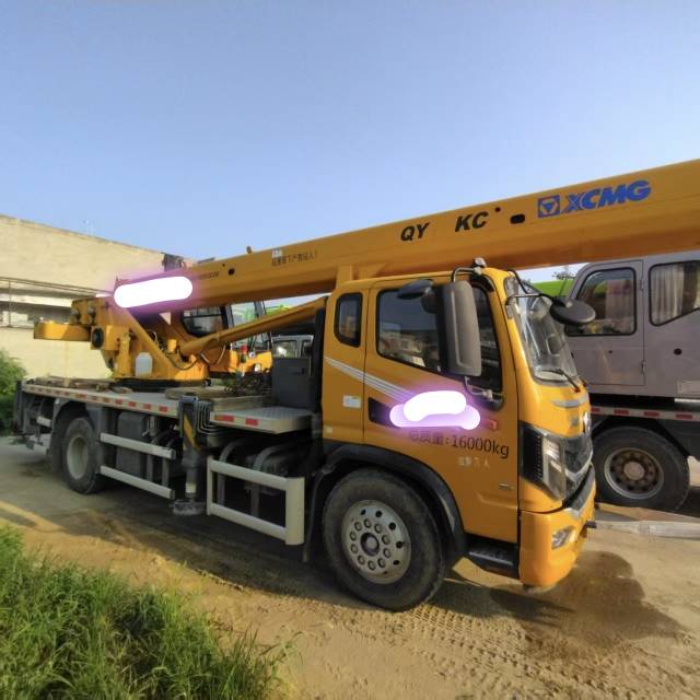 Buy XCMG QY12KC Used Crane / 2