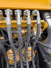 Buy Sany 215C-9 Used Excavator / 9 Buy Sany 215C-9 Used Excavator / 9