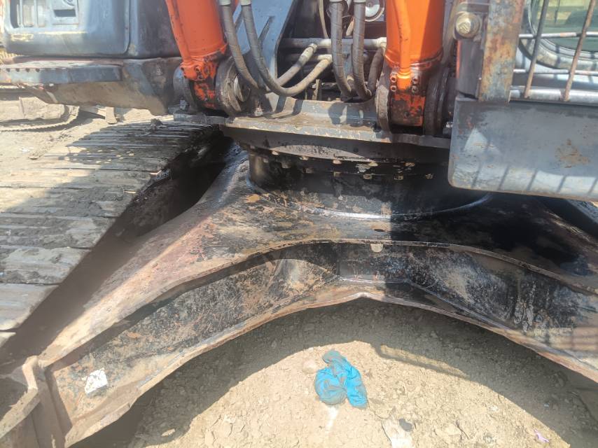 Buy Hitachi 50 Used Excavator / 5