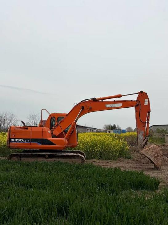 Buy Doosan 150W-7 Used Excavator / 1