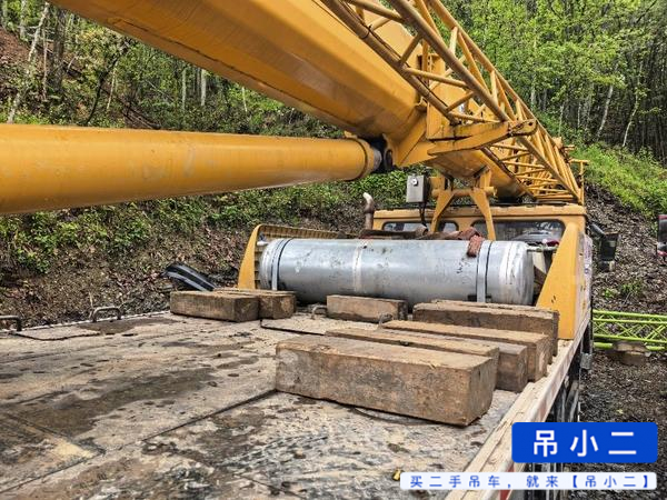 Buy XCMG QY20G Used Crane / 2