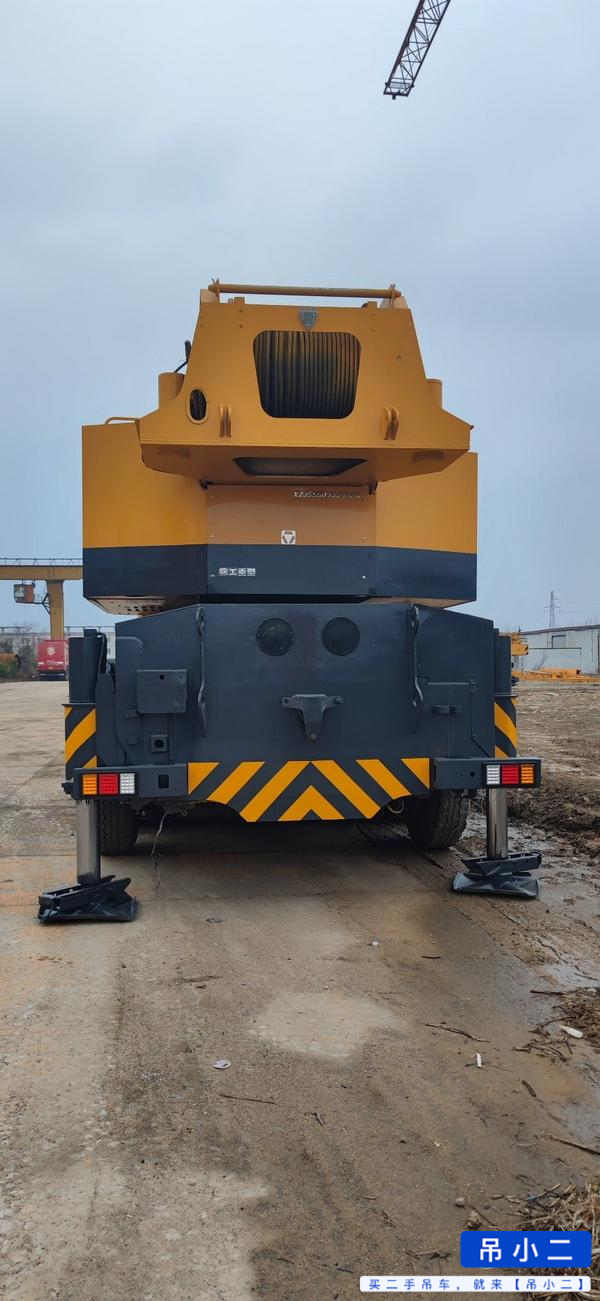 Buy XCMG 130K6 Used Crane / 3