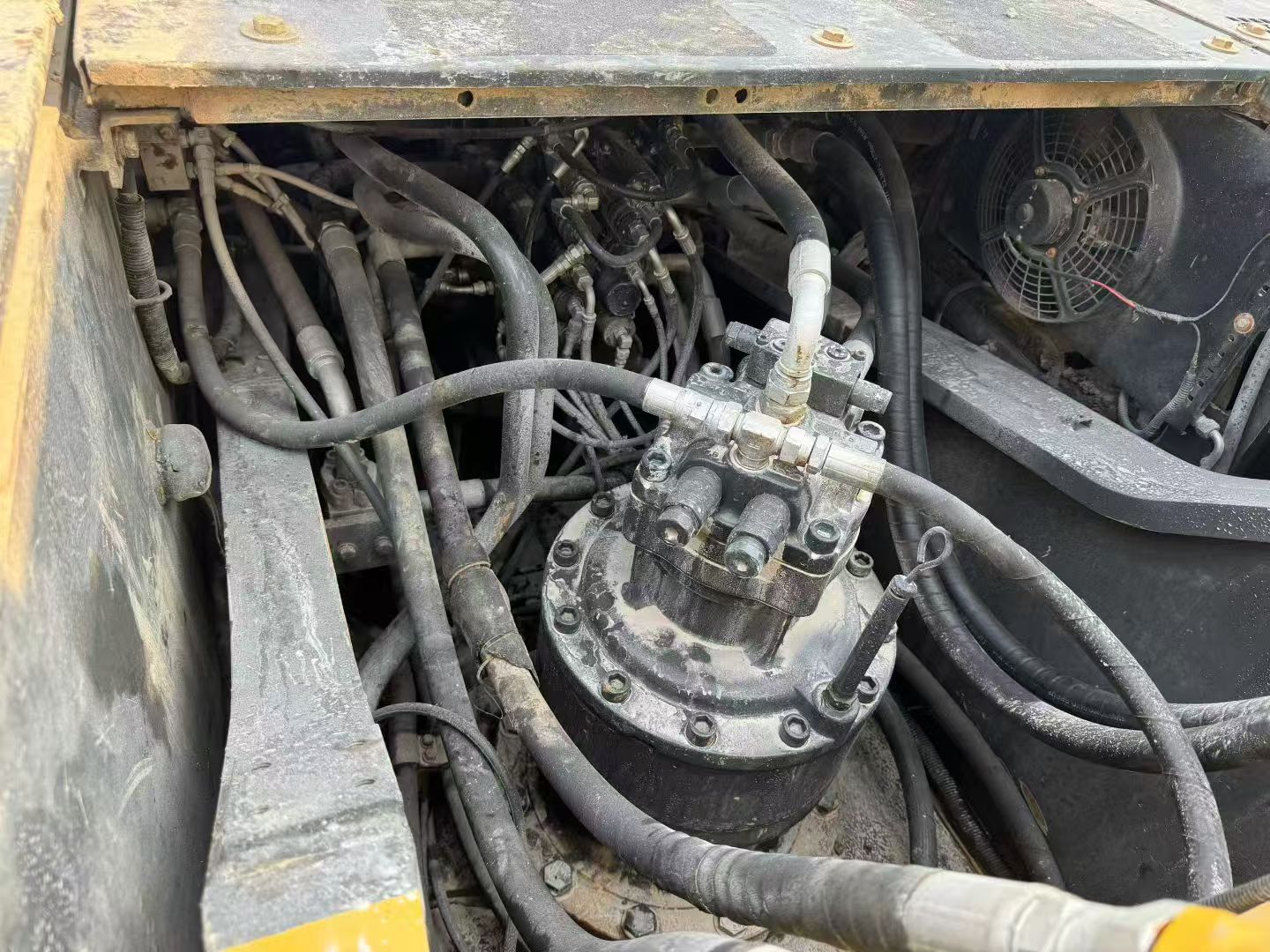 Buy Sumitomo SH350-5 Used Excavator / 14